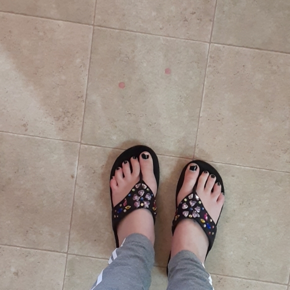 Flip Flops - Picture 2 of 2